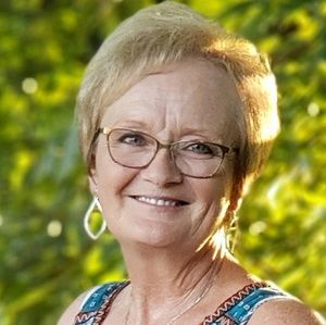 Meet your Posher, Gail